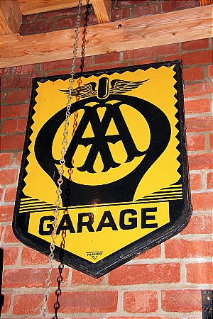 A.A.GARAGE - click to enlarge
